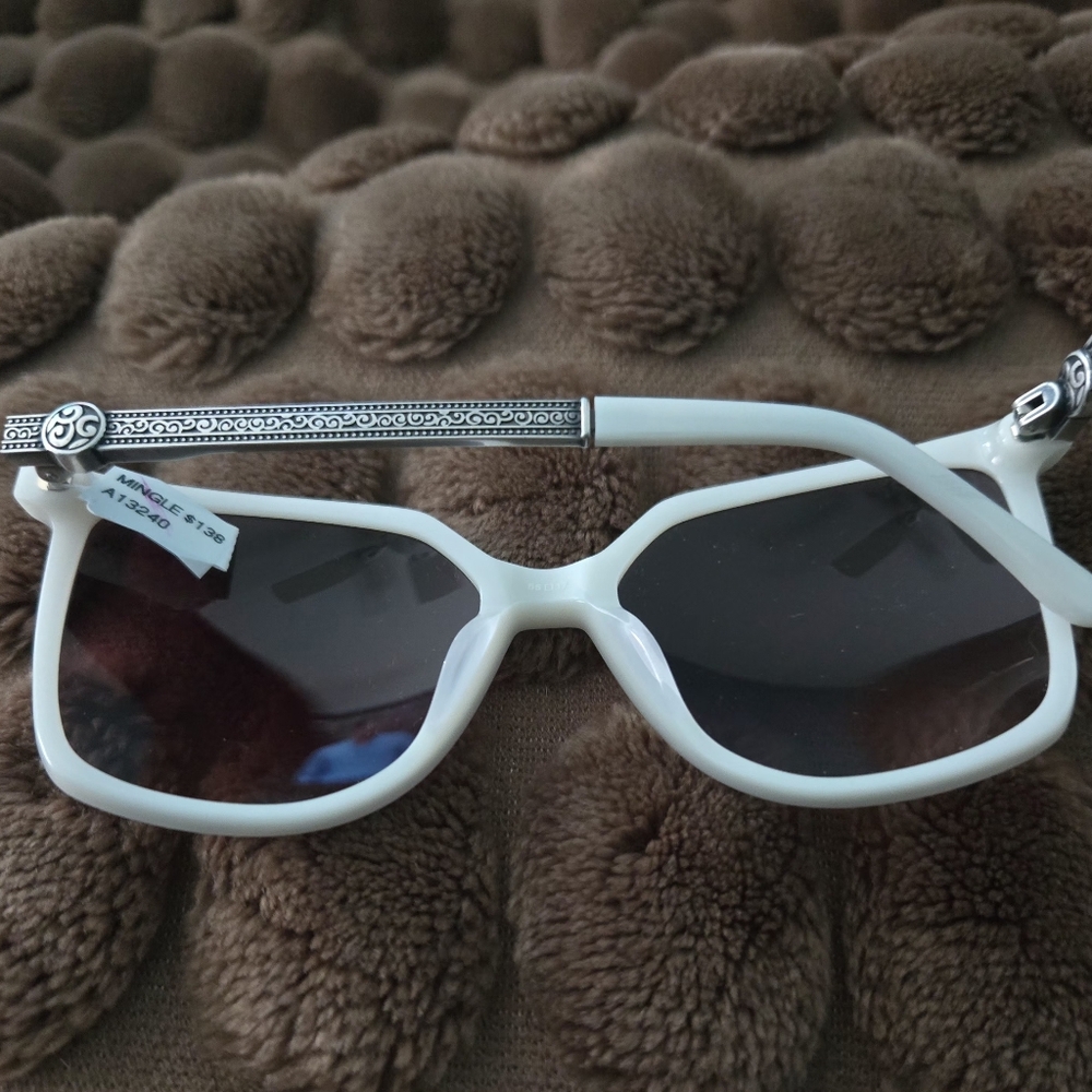 Brighton Mingle Sunglasses Pear White, Authentic No Box - Picture 7 of 9